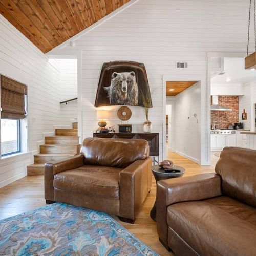 The open concept floor plan.