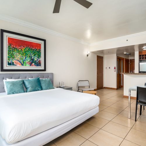 Relax and unwind in your thoughtfully designed studio. Enjoy a plush King bed and a convenient kitchenette.