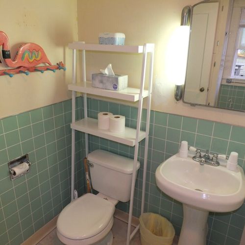Bathroom (main floor):  full bathroom on the main floor.