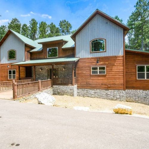 This modern take on a farmhouse style cabin is your perfect getaway.