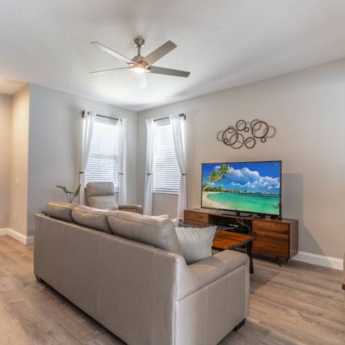Living area with flat screen TV
