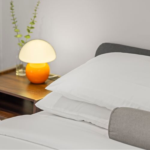 Cozy lighting for late-night reading or winding down.