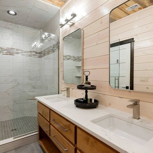 Attached private bath!