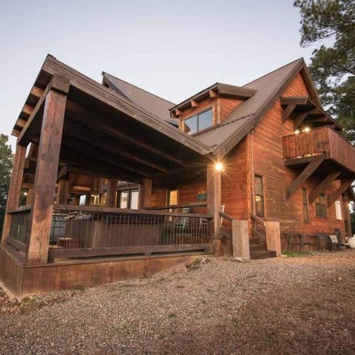 Exterior views of Stairway!