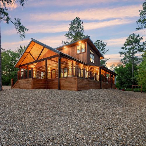 The Withers - luxury cabin sleeps 8!