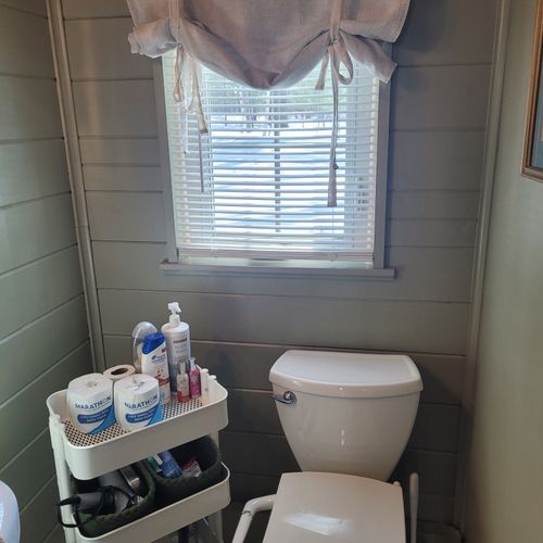 Bathroom:  full bathroom with a walk-in shower. Note that the shower is quite small (25" x 27") and may be difficult to use for larger individuals.