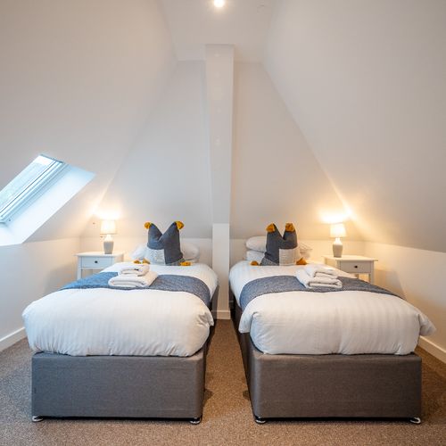 452ecbf2 fc7a 459c a078 b68b1477a187 homerunner