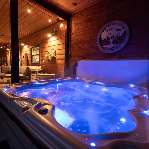Hot tub at night!