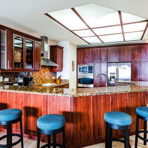 Pull up a chair to eat at this breakfast bar.