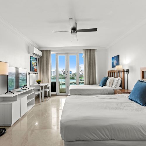 Experience convenience and charm in this waterfront studio, designed for a relaxing and enjoyable stay