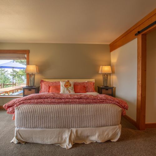 Master Full Suite with a king bed and walk-in closet