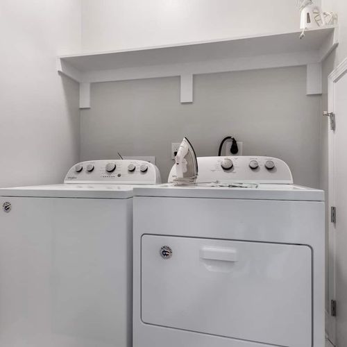 In-unit washer & dryer — pack light and keep things fresh throughout your stay.
