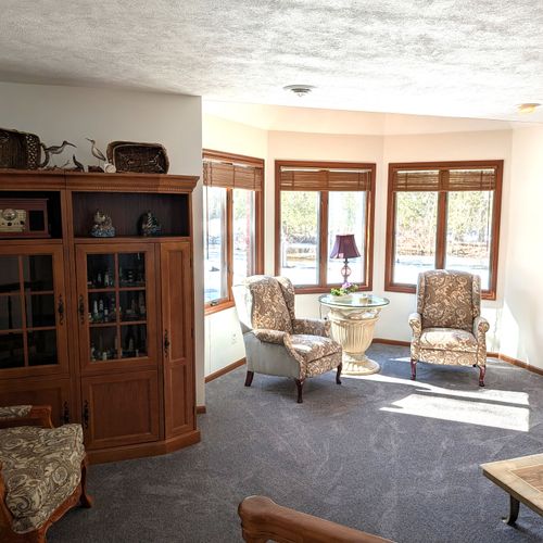 LIVING ROOM #2:  There is a second living room in the front of the house.  (Note that the fireplace is not usable by guests.)