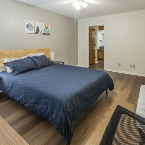 BR 2 Queen Bed with attached Bathroom