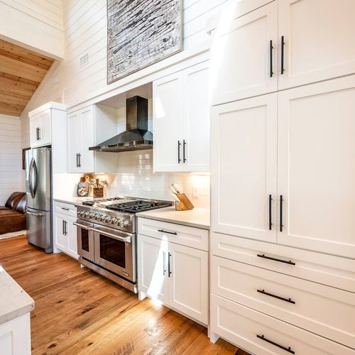 The fully equipped kitchen!