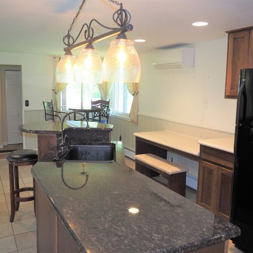 Kitchen:  large kitchen with all appliances including a microwave and dishwasher.