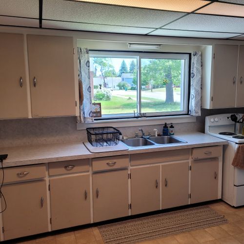 Kitchen:  the home has a large kitchen with a good supply of cooking and dining utensils. Note that there is no dishwasher.