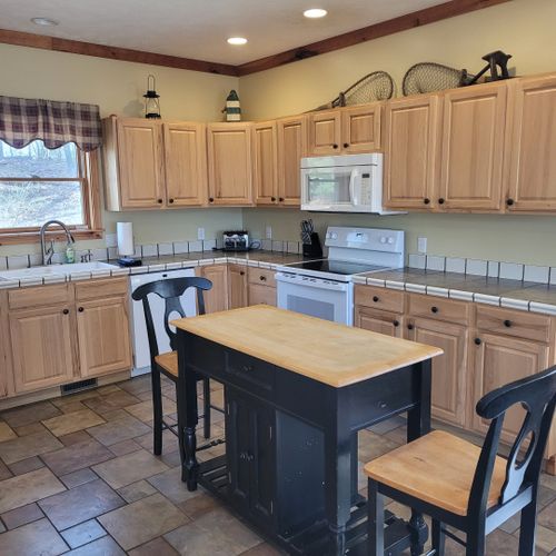 Kitchen:  the home has a large and beautiful kitchen with all appliances including a dishwasher.