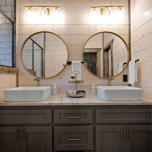 Double vanity in attached bathroom