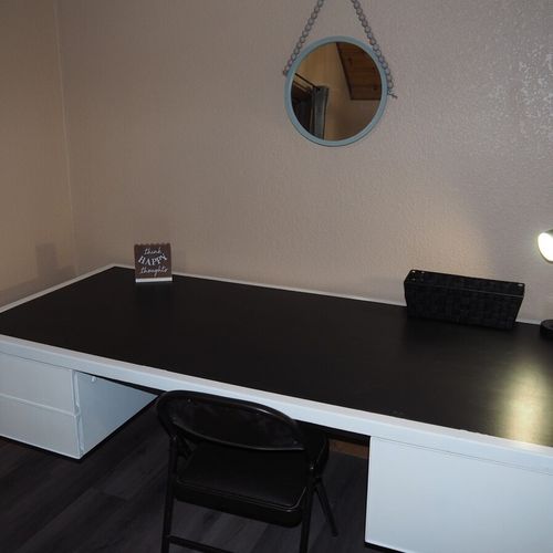 Dining area:  large dining area with seating for 8 adults and a large desk as well.