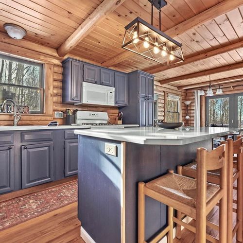Kitchen:  very modern and convenient kitchen with all appliances and a good supply of cooking and dining utensils.