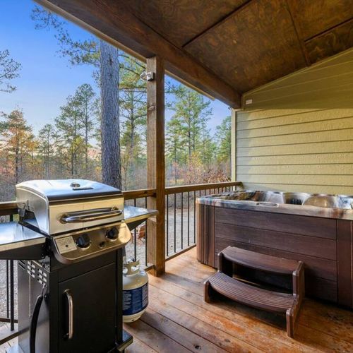 The hot tub as well as a gas grill, propane provided.