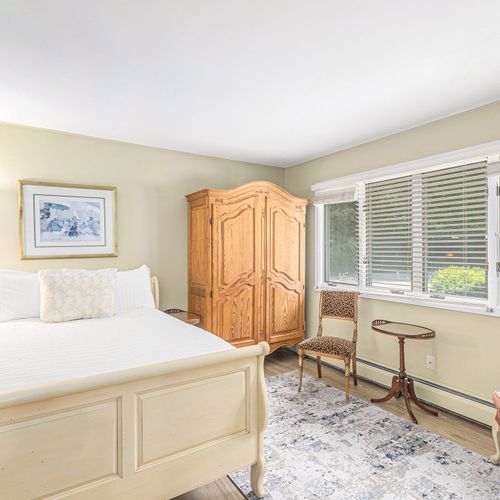 BEDROOM #3:  Features a gorgeous queen-size bed.