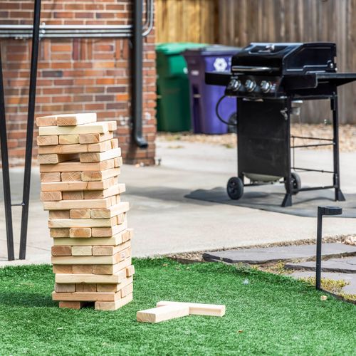 Giant jenga for fun evenings with friends.