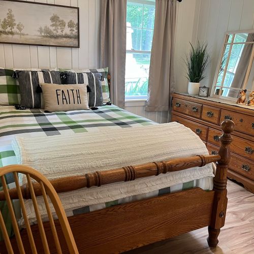 Vivian's cabin - bedroom #1