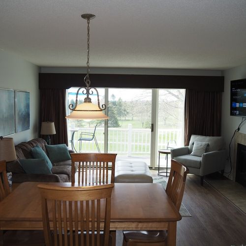 Dining area:  the condo has a convenient dining area between the kitchen and living room. There is seating for 4 adults.