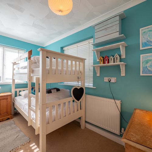 59f8e736 b5e0 4e9f be6b 045a0fc14248 homerunner