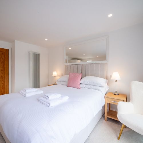 Trafalgar Cottage 113 5b7756e5 471b 4c20 af45 e88b08af1652 homerunner