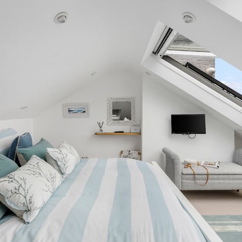 5e18a9f3 9d9c 4c2c bc7a bdff4d43c641 homerunner