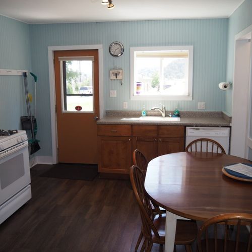 Kitchen:  the apartment has a full kitchen with all appliances including a dishwasher.