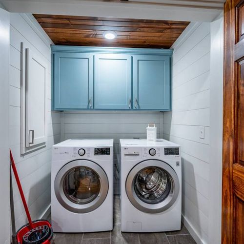 The washer and dryer are also found on the main level!