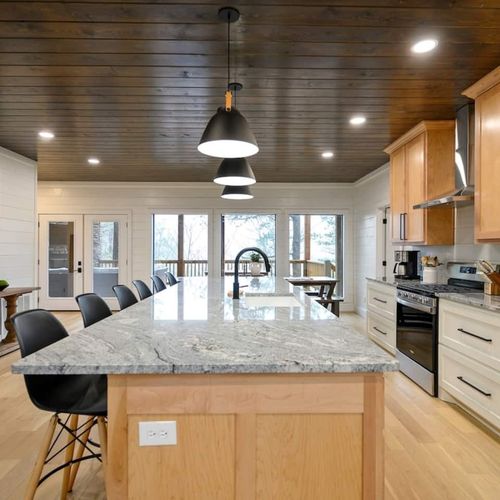 The fully equipped kitchen!