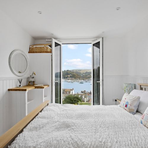 61bb8422 387f 4f79 85ea 46491ae3341c homerunner