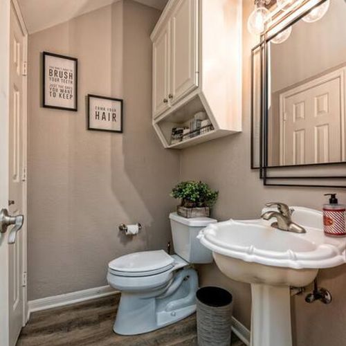 Powder room