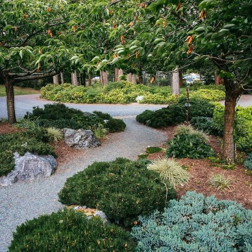 Circular Drive and landscaped entryway