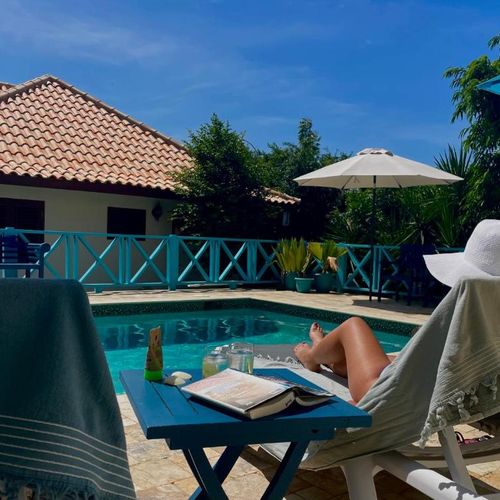 Relax poolside