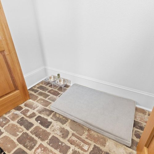 Pet-friendly touches — bed, bowls & poop bags ready so your furry friend feels at home too.