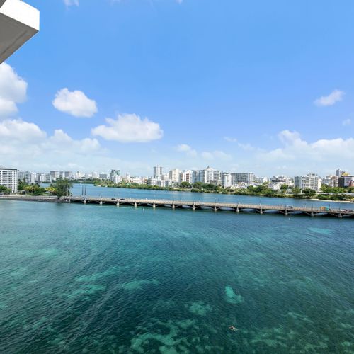 Witness picturesque sunrises and sunsets over the iconic lagoon, a truly unforgettable sight.