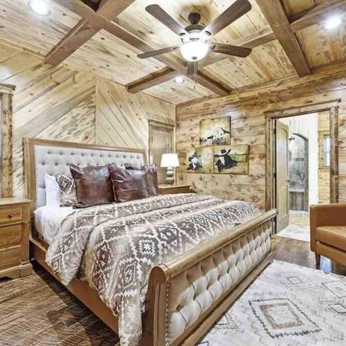 Downstairs Master King 1 with attached bathroom.