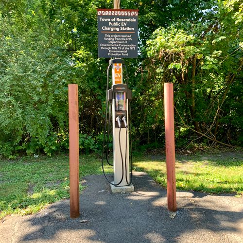 A Level 2 EV charging station with two ports is conveniently located in the municipal parking lot behind the Rosendale Theatre (Main St/Route 213), within walking distance of downtown businesses, hiking trails, and the rail trail.