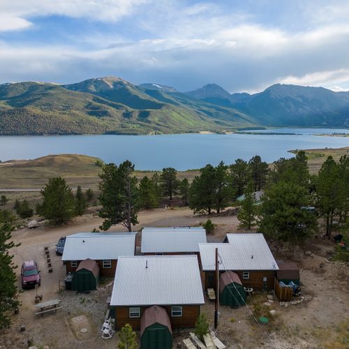 Welcome to the mt hope cabins at twin lakes–a hidden gem in the rockies.