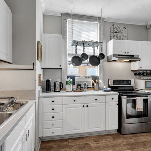 Fully equipped kitchen ready for your home-cooked meals.