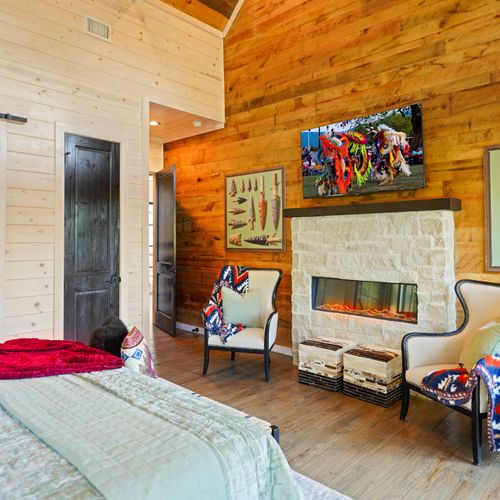 A unique retreat where heritage-inspired décor meets soothing modern comfort.