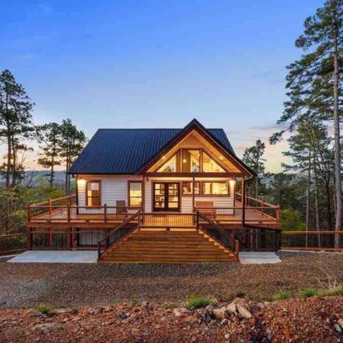 Beautiful cabin with all the rustic charm. Sleeps 12!