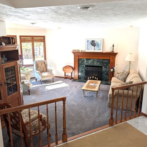 LIVING ROOM #2:  There is a second living room in the front of the house.  (Note that the fireplace is not usable by guests.)