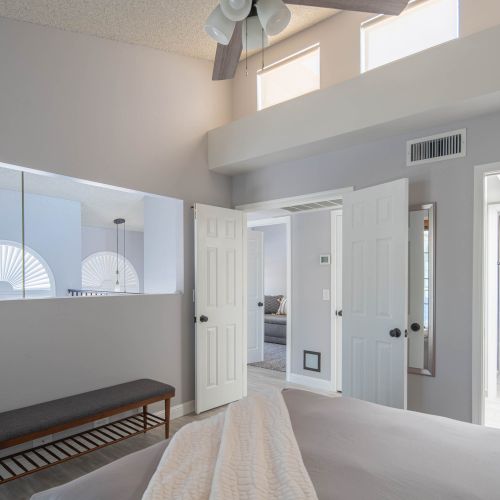 6cfa79fb f1c4 41da a88b ee18c6cde39d homerunner